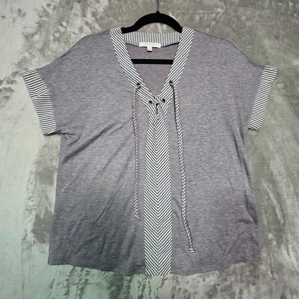 Ivy Ridge Womens Gray Striped Lace Up V-Neck Short Sleeve Top Blouse Medium